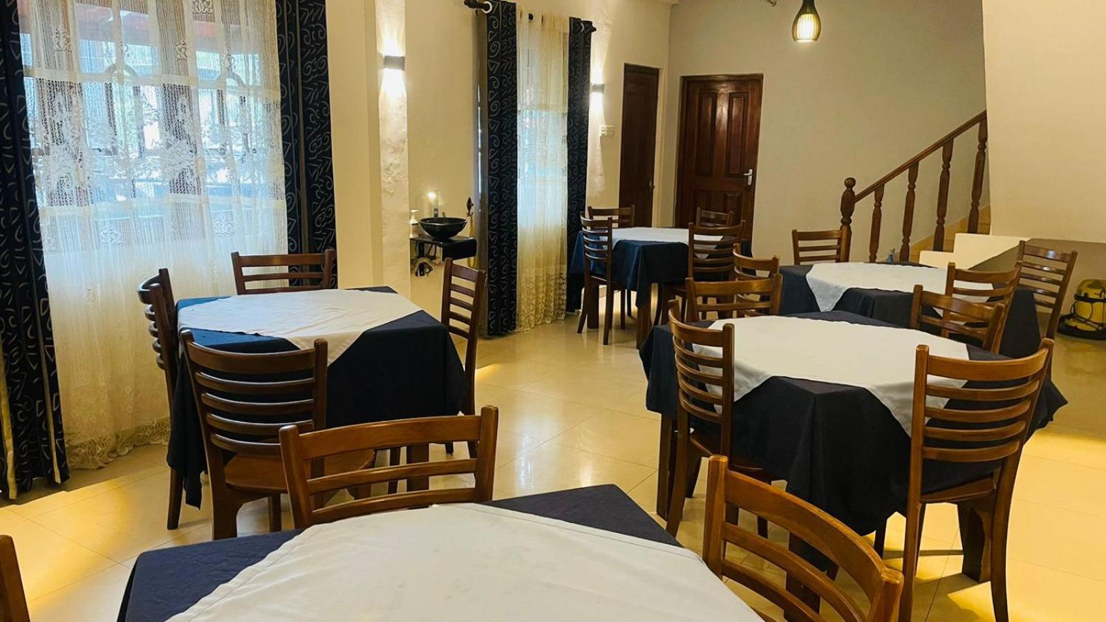 Gk Villa Нувара-Элия Экстерьер фото
